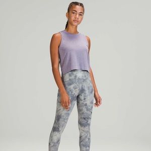 RARE NWT Sea Wheeze 2021 Swiftly Breathe Crop (grey)